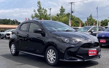 Toyota Yaris, 2022 год, 850 000 рублей, 1 фотография