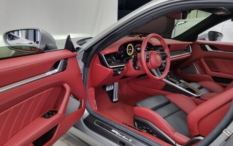 Porsche 911, 2023 год, 27 300 000 рублей, 11 фотография