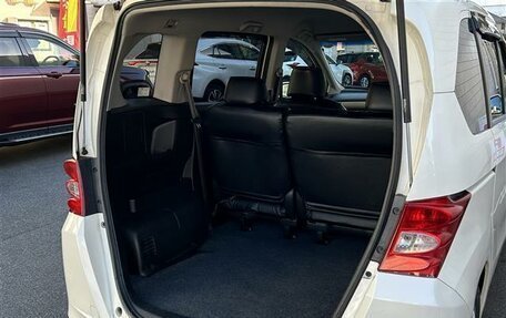 Honda Freed I, 2011 год, 770 000 рублей, 22 фотография