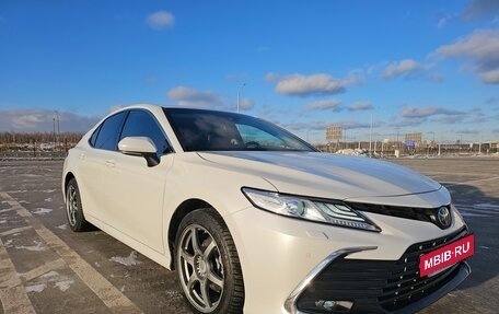 Toyota Camry, 2021 год, 3 199 000 рублей, 8 фотография