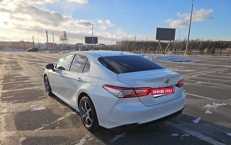 Toyota Camry, 2021 год, 3 199 000 рублей, 18 фотография