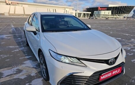 Toyota Camry, 2021 год, 3 199 000 рублей, 24 фотография