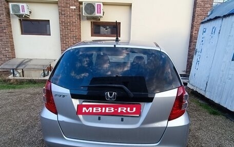Honda Fit III, 2010 год, 635 000 рублей, 3 фотография