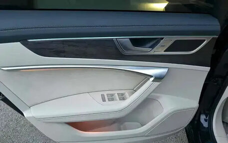 Audi A6, 2022 год, 4 900 000 рублей, 10 фотография