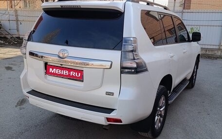 Toyota Land Cruiser Prado 150 рестайлинг 2, 2016 год, 4 100 000 рублей, 1 фотография
