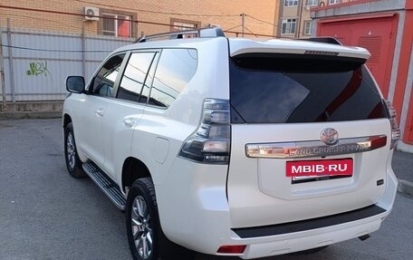 Toyota Land Cruiser Prado 150 рестайлинг 2, 2016 год, 4 100 000 рублей, 3 фотография