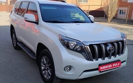 Toyota Land Cruiser Prado 150 рестайлинг 2, 2016 год, 4 100 000 рублей, 9 фотография