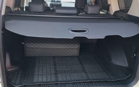 Toyota Land Cruiser Prado 150 рестайлинг 2, 2016 год, 4 100 000 рублей, 13 фотография