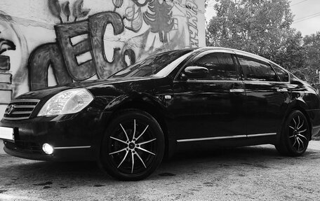 Nissan Teana, 2004 год, 675 000 рублей, 4 фотография