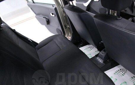 Renault Sandero I, 2014 год, 900 000 рублей, 10 фотография