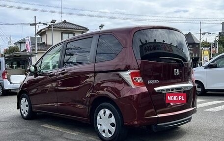 Honda Freed I, 2014 год, 830 000 рублей, 3 фотография