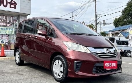 Honda Freed I, 2014 год, 830 000 рублей, 5 фотография
