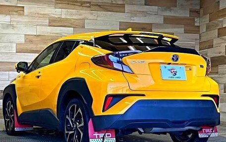 Toyota C-HR I рестайлинг, 2017 год, 1 839 000 рублей, 5 фотография