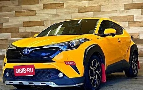 Toyota C-HR I рестайлинг, 2017 год, 1 839 000 рублей, 7 фотография