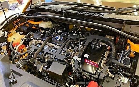 Toyota C-HR I рестайлинг, 2017 год, 1 839 000 рублей, 27 фотография