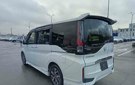 Honda Stepwgn IV, 2019 год, 2 625 000 рублей, 5 фотография