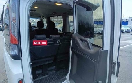 Honda Stepwgn IV, 2019 год, 2 625 000 рублей, 15 фотография