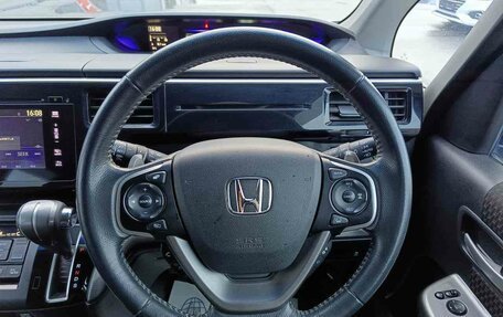 Honda Stepwgn IV, 2019 год, 2 625 000 рублей, 19 фотография