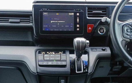 Honda Stepwgn IV, 2019 год, 2 625 000 рублей, 23 фотография