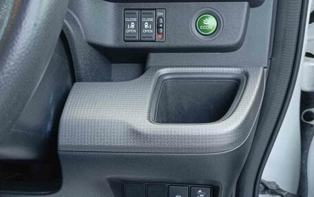 Honda Stepwgn IV, 2019 год, 2 625 000 рублей, 25 фотография