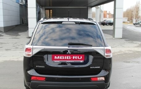 Mitsubishi Outlander III рестайлинг 3, 2012 год, 1 250 000 рублей, 6 фотография