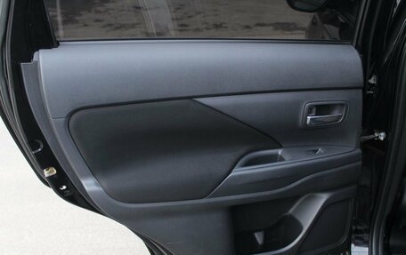 Mitsubishi Outlander III рестайлинг 3, 2012 год, 1 250 000 рублей, 15 фотография