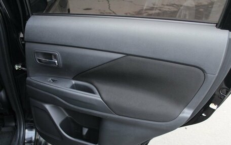 Mitsubishi Outlander III рестайлинг 3, 2012 год, 1 250 000 рублей, 22 фотография