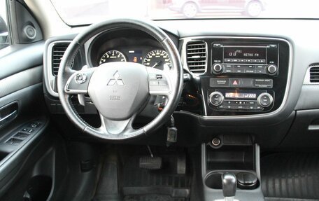 Mitsubishi Outlander III рестайлинг 3, 2012 год, 1 250 000 рублей, 18 фотография