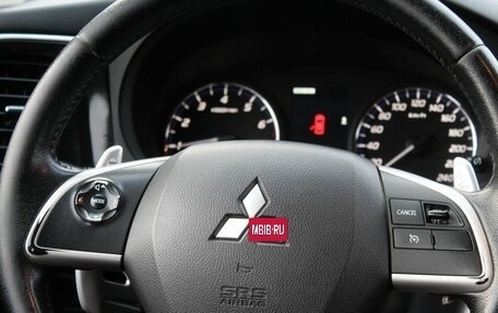 Mitsubishi Outlander III рестайлинг 3, 2012 год, 1 250 000 рублей, 20 фотография