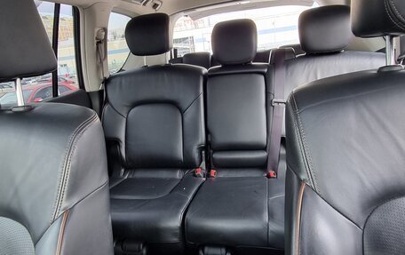 Nissan Patrol, 2012 год, 2 900 000 рублей, 18 фотография