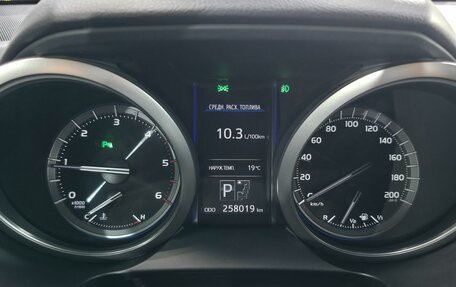 Toyota Land Cruiser Prado 150 рестайлинг 2, 2017 год, 4 400 000 рублей, 14 фотография