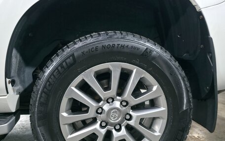 Toyota Land Cruiser Prado 150 рестайлинг 2, 2017 год, 4 400 000 рублей, 15 фотография