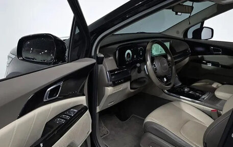 KIA Carnival, 2022 год, 3 190 000 рублей, 13 фотография