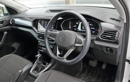 Volkswagen T-Cross I, 2021 год, 1 305 000 рублей, 8 фотография