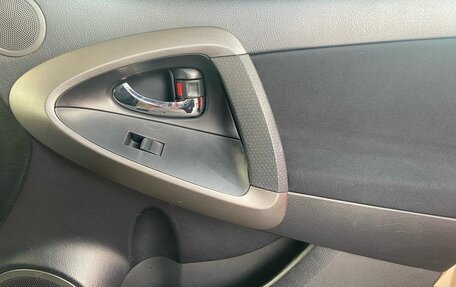 Toyota RAV4, 2010 год, 1 480 000 рублей, 31 фотография