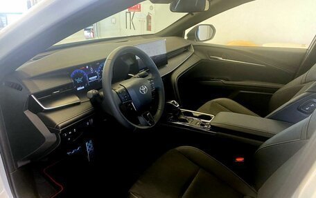 Toyota Camry, 2025 год, 4 800 000 рублей, 8 фотография