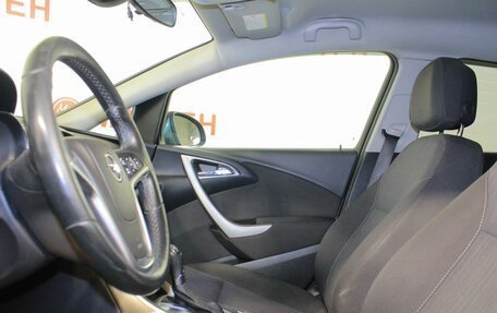 Opel Astra J, 2011 год, 676 000 рублей, 9 фотография