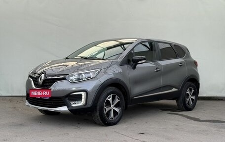 Renault Kaptur I рестайлинг, 2022 год, 1 750 000 рублей, 1 фотография