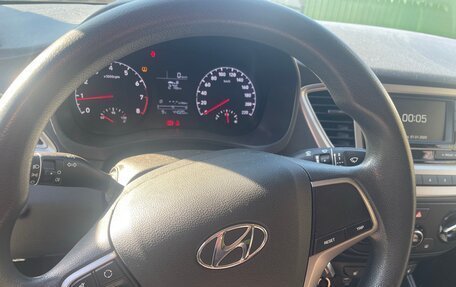 Hyundai Solaris II рестайлинг, 2020 год, 1 700 000 рублей, 9 фотография