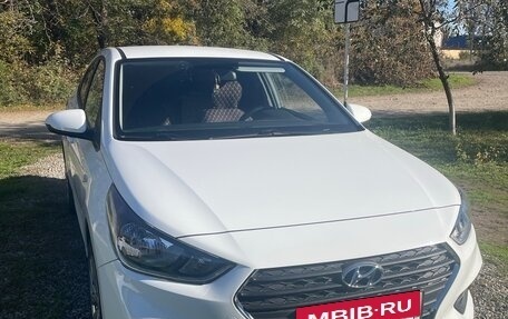 Hyundai Solaris II рестайлинг, 2020 год, 1 700 000 рублей, 7 фотография