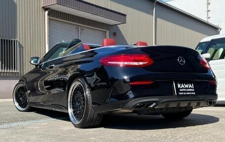 Mercedes-Benz C-Класс, 2017 год, 1 950 125 рублей, 33 фотография