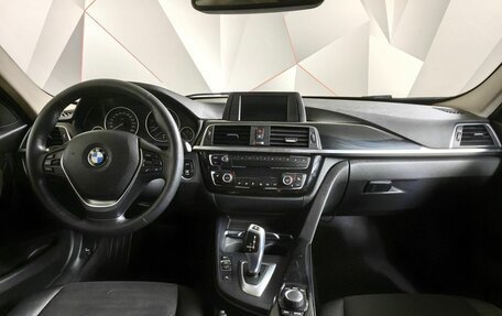 BMW 3 серия, 2017 год, 1 897 000 рублей, 15 фотография