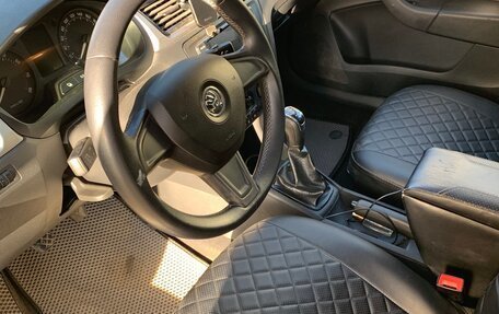 Skoda Rapid I, 2014 год, 730 000 рублей, 6 фотография