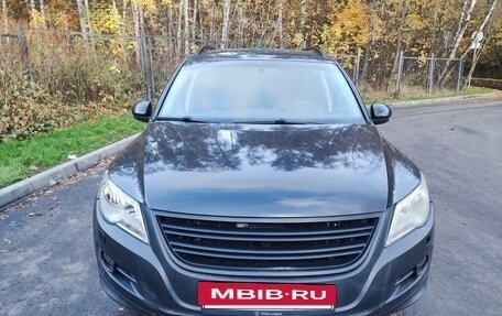 Volkswagen Tiguan I, 2008 год, 870 000 рублей, 2 фотография