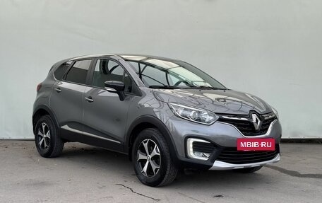 Renault Kaptur I рестайлинг, 2022 год, 1 750 000 рублей, 2 фотография