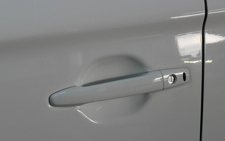 Mitsubishi Outlander III рестайлинг 3, 2019 год, 1 550 000 рублей, 9 фотография