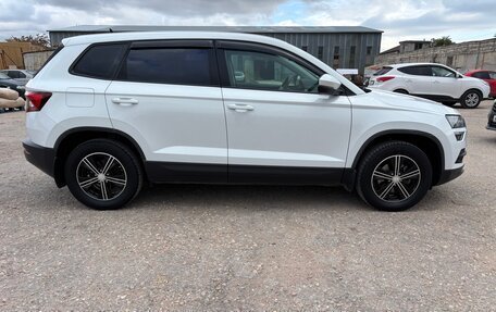 Skoda Karoq I, 2021 год, 2 100 000 рублей, 4 фотография