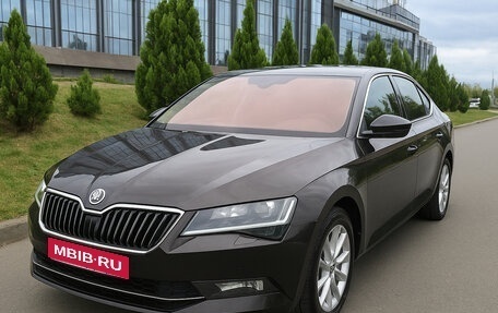 Skoda Superb III рестайлинг, 2017 год, 2 550 000 рублей, 1 фотография