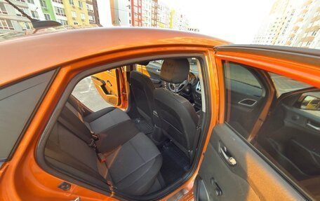 Hyundai Solaris II рестайлинг, 2017 год, 1 300 000 рублей, 10 фотография