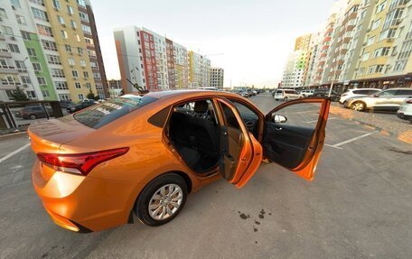 Hyundai Solaris II рестайлинг, 2017 год, 1 300 000 рублей, 9 фотография